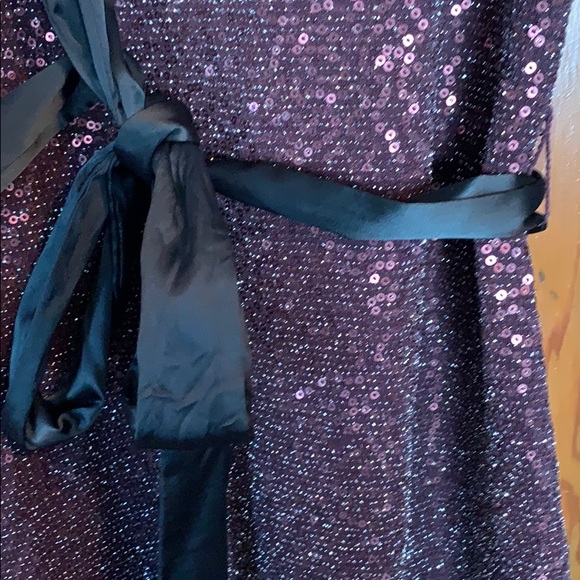Express Sequin Holiday Dress - Picture 5 of 9